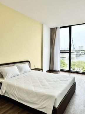 Han Riverine Hotel & Cafeteria DaNang
